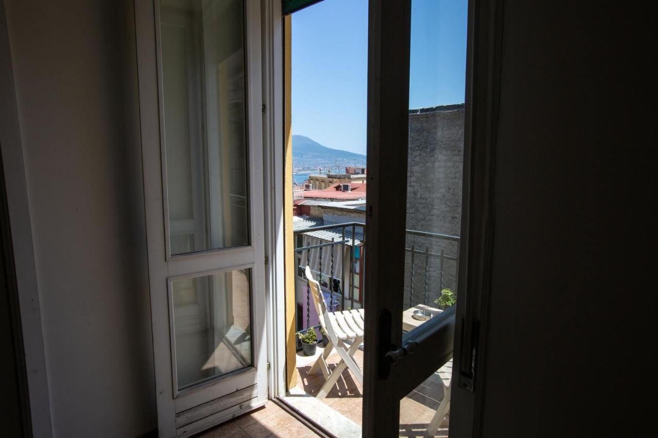Vecchia - Chiaia Bed & Breakfast Napels