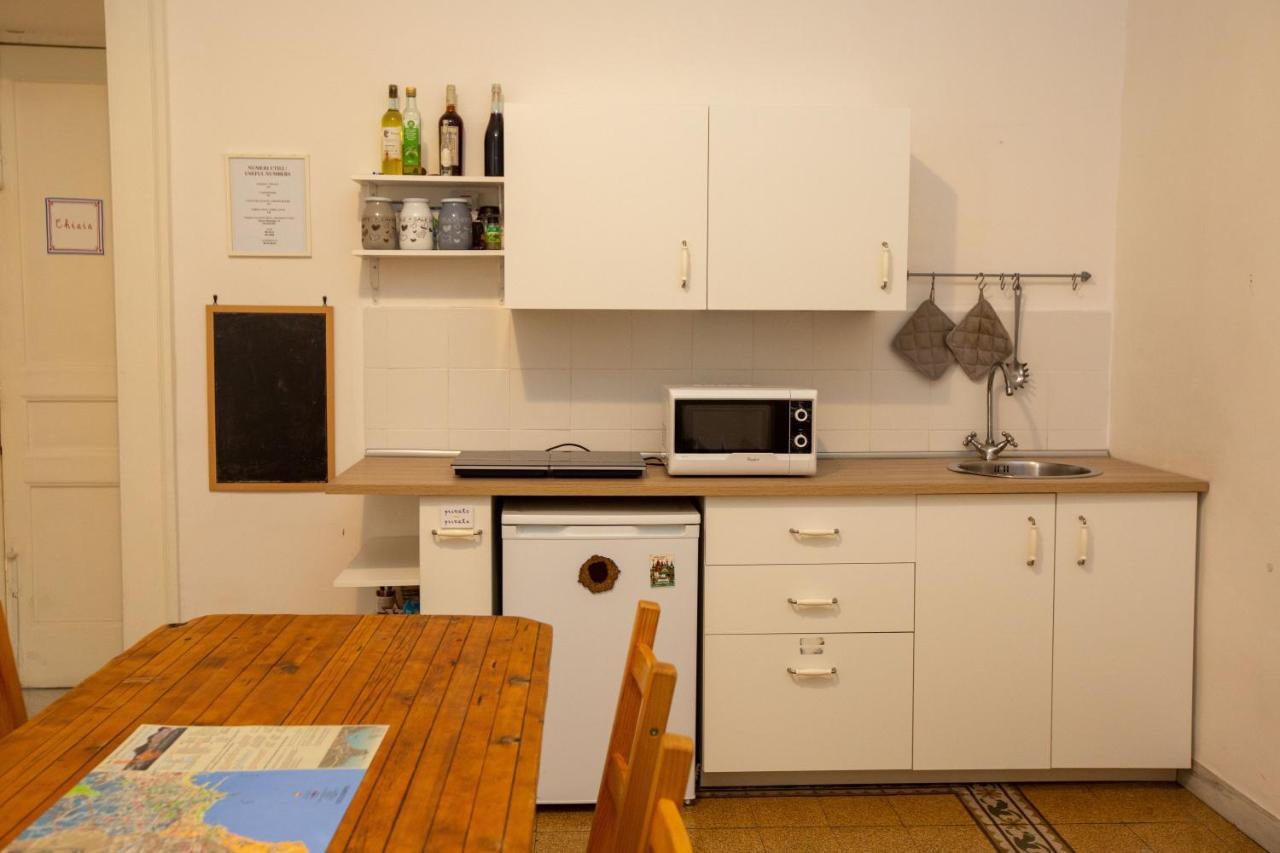 Vecchia - Chiaia Bed & Breakfast *