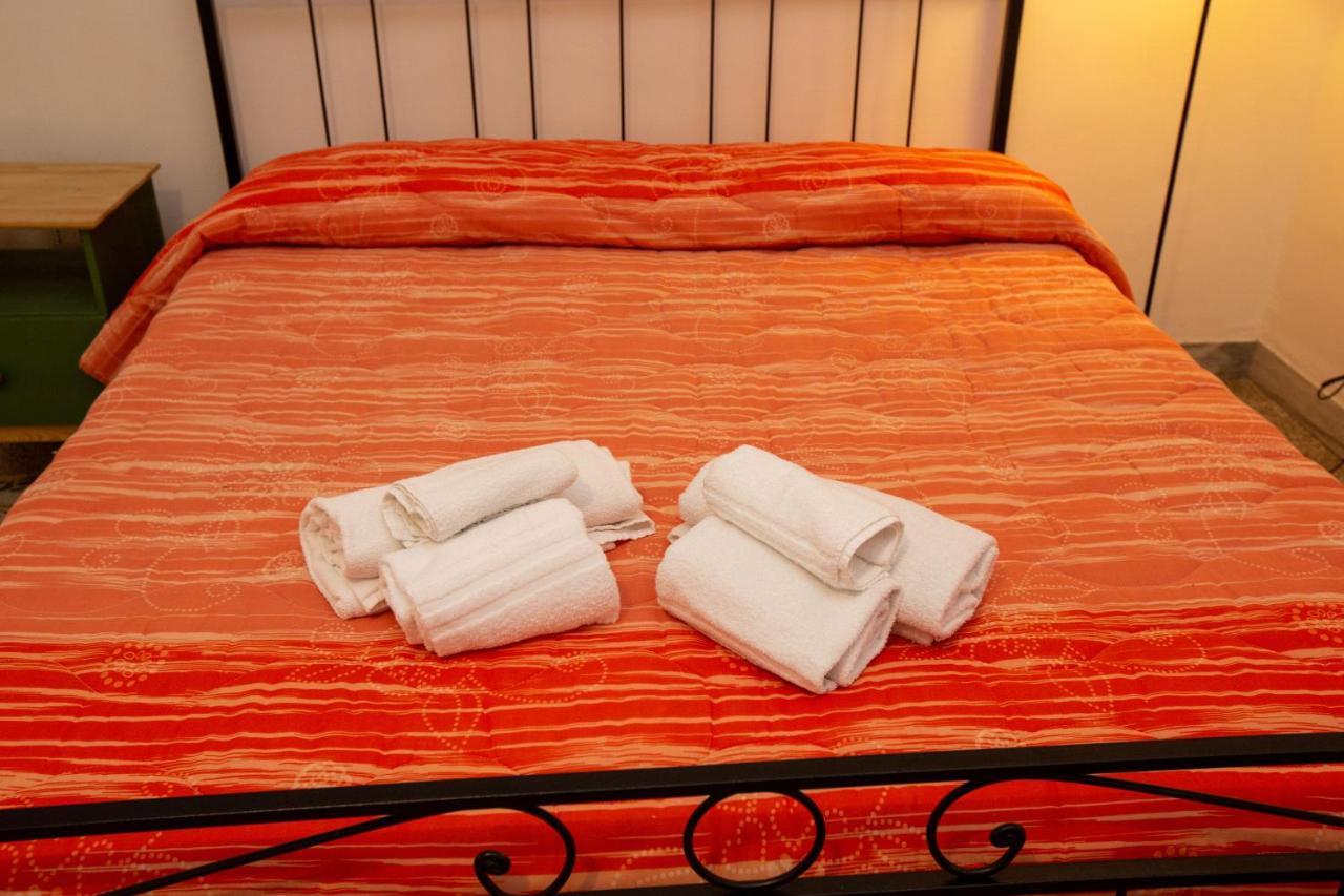 Vecchia - Chiaia Bed & Breakfast *