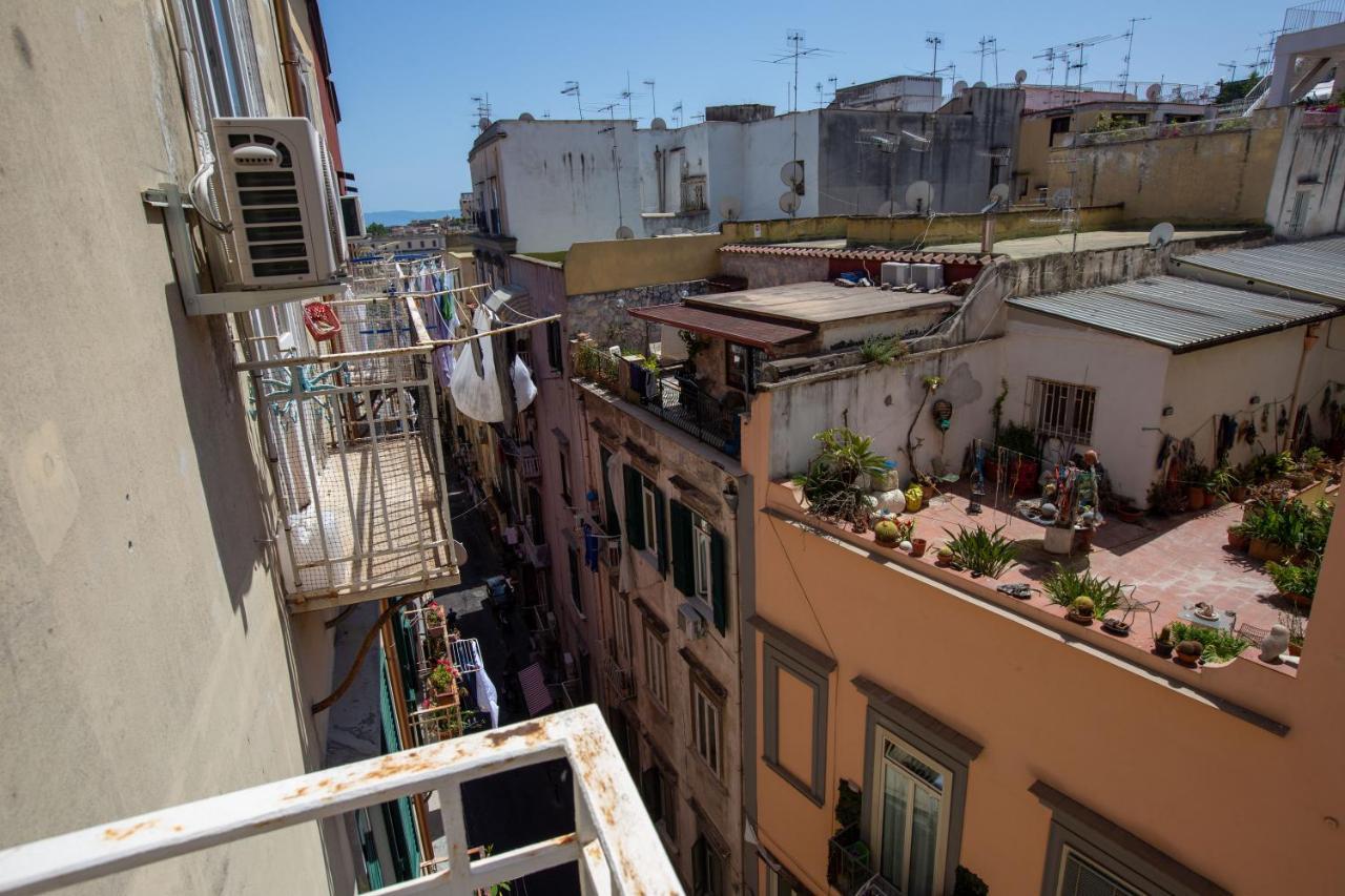 Vecchia - Chiaia Bed & Breakfast Napels