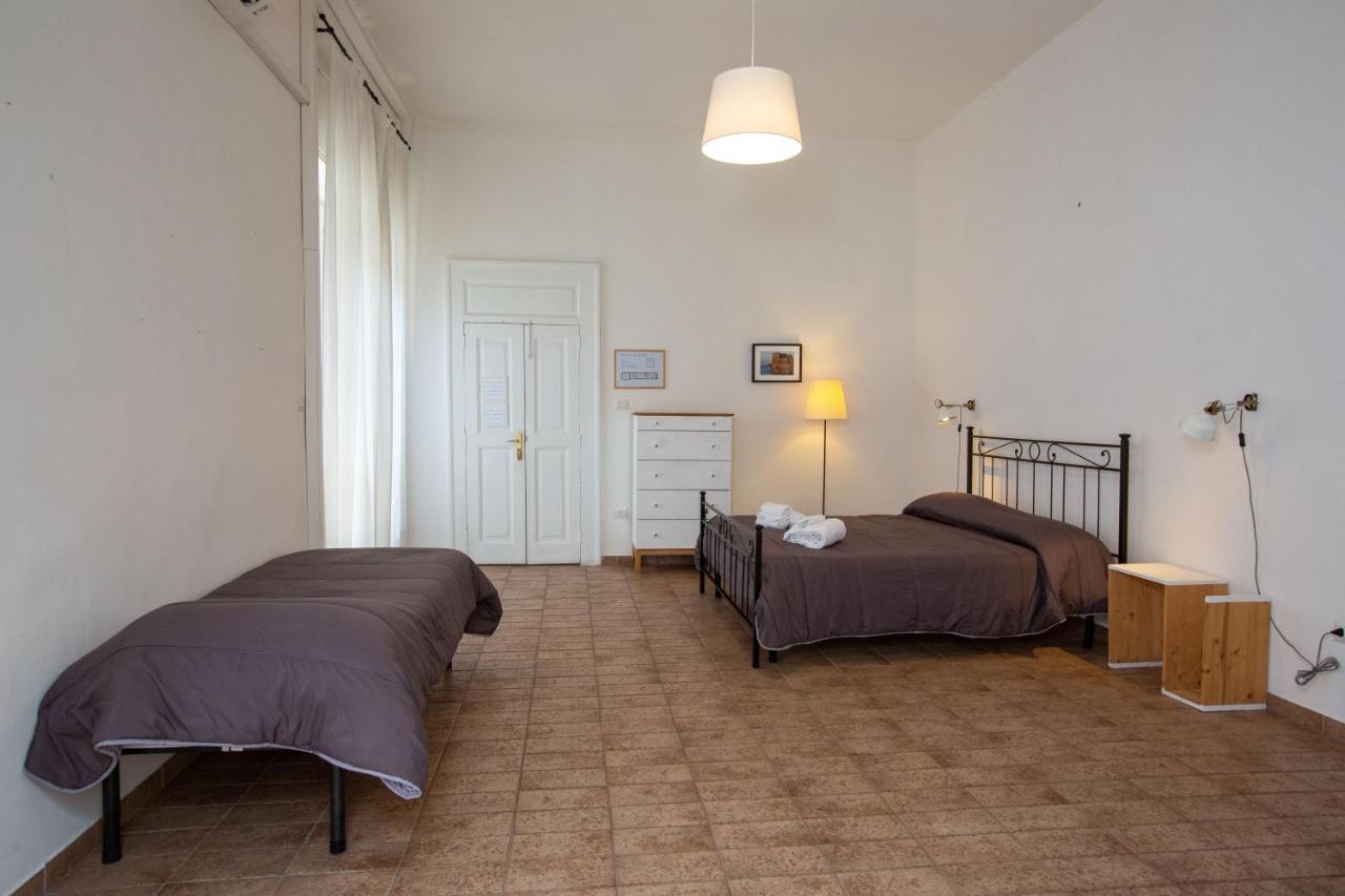 Vecchia - Chiaia Bed & Breakfast *